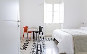B&B Angioy 18